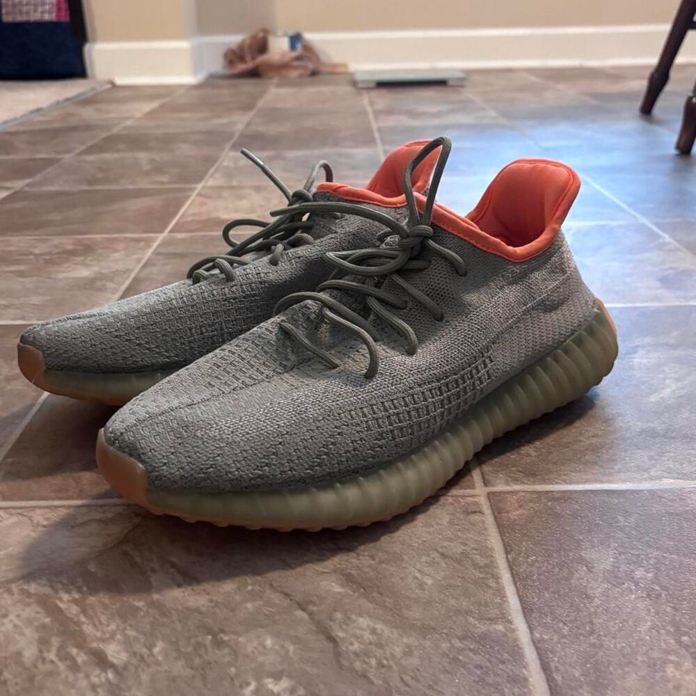 Yeezy 350 V2 "Olive" gray sneakers, great shape, size 11!